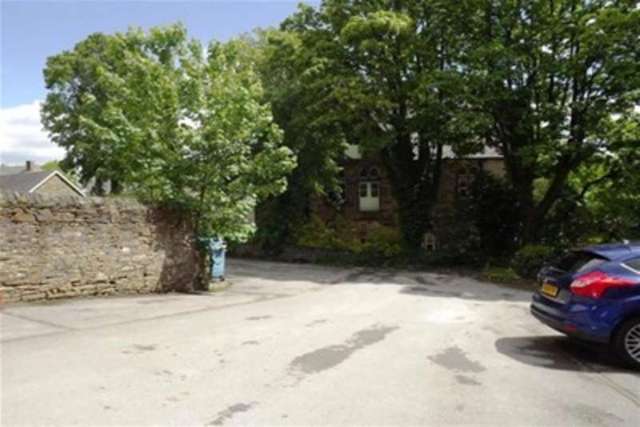  Image of 1 bedroom Flat to rent in Tapton House Road Sheffield S10 at Sheffield, S10 5BY
