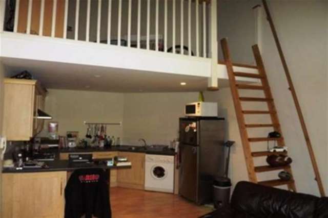  Image of 1 bedroom Flat to rent in Tapton House Road Sheffield S10 at Sheffield, S10 5BY