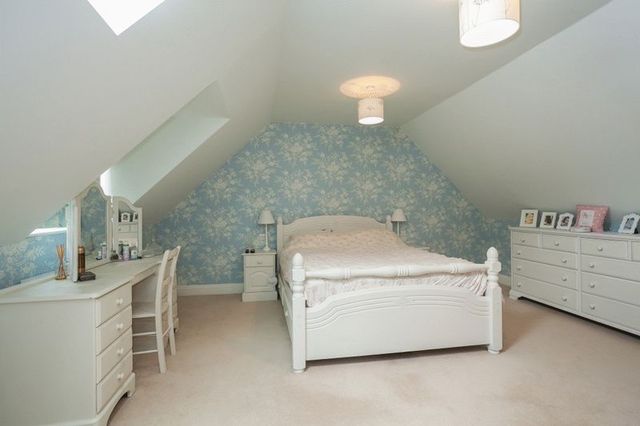  Image of 5 bedroom Detached house for sale in Back Street Tetsworth Thame OX9 at Back Street Tetsworth Thame, OX9 7AA