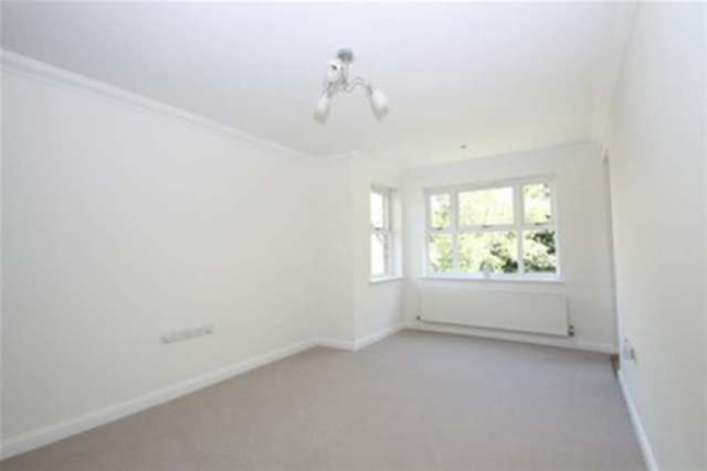  Image of 2 bedroom Flat to rent in The Avenue Beckenham BR3 at Beckenham, BR3 5DG