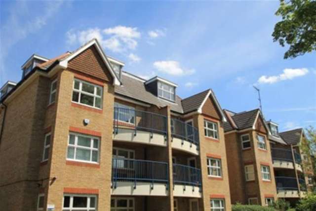  Image of 2 bedroom Flat to rent in The Avenue Beckenham BR3 at Beckenham, BR3 5DG