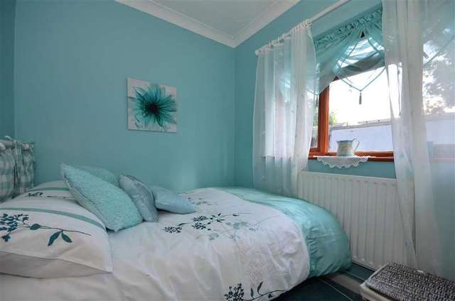  Image of 4 bedroom Bungalow for sale in The Chase Wickford SS12 at Wickford Essex Wickford, SS12 9EX