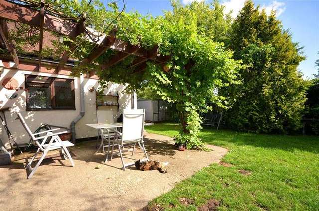  Image of 4 bedroom Bungalow for sale in The Chase Wickford SS12 at Wickford Essex Wickford, SS12 9EX
