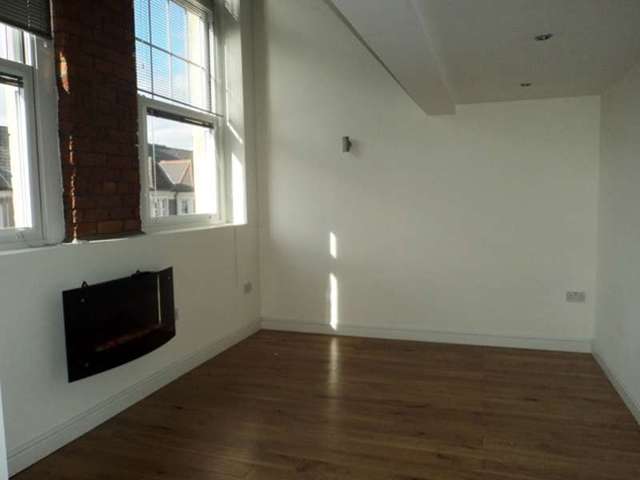  Image of 2 bedroom Apartment to rent in Beda Road Canton Cardiff CF5 at Beda Road Canton Cardiff, CF5 1LX