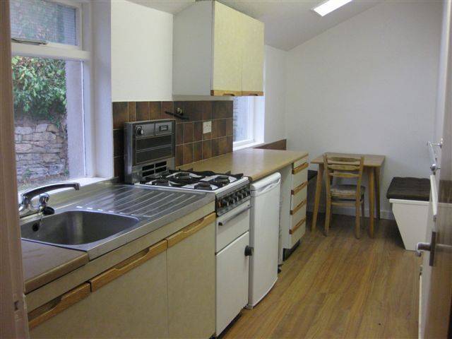  Image of 2 bedroom Detached house to rent in Kinellan Road Edinburgh EH12 at Murrayfield Edinburgh Edinburgh, EH12 6ES