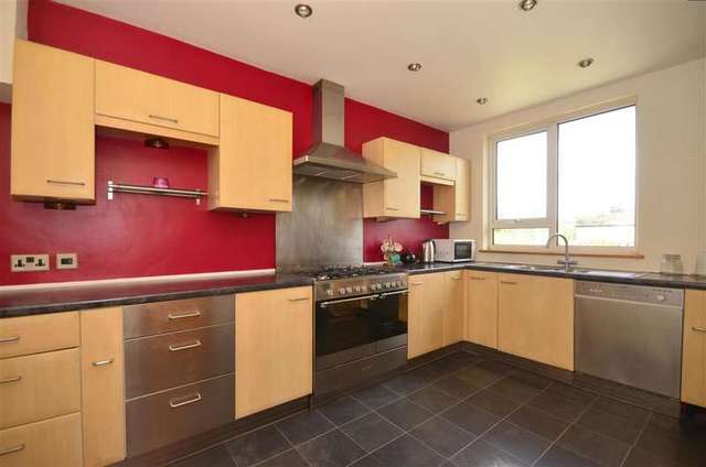  Image of 3 bedroom Flat for sale in The Market Rosehill Sutton SM1 at Rosehill Sutton Sutton, SM1 3HE