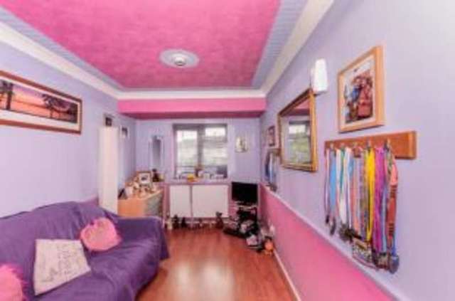 Image of 1 bedroom Flat for sale in The Poplars Kingsnorth Road Ashford TN23 at Kingsnorth Road Ashford Kingsnorth, TN23 6HR