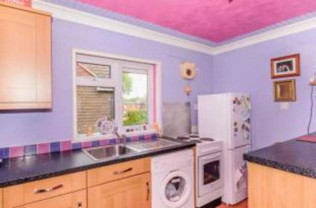  Image of 1 bedroom Flat for sale in The Poplars Kingsnorth Road Ashford TN23 at Kingsnorth Road Ashford Kingsnorth, TN23 6HR