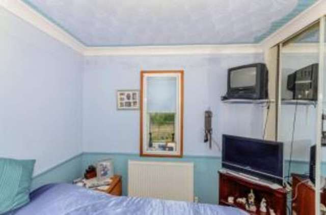  Image of 1 bedroom Flat for sale in The Poplars Kingsnorth Road Ashford TN23 at Kingsnorth Road Ashford Kingsnorth, TN23 6HR