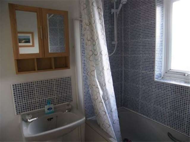  Image of 3 bedroom Semi-Detached house to rent in The Rowans Milton Cambridge CB24 at MILTON  Milton, CB24 6YX
