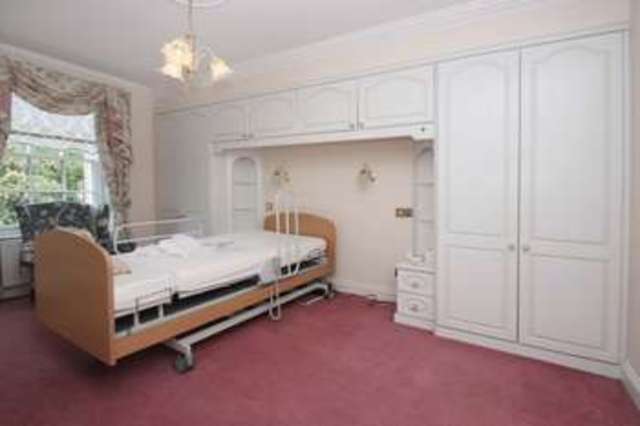  Image of 2 bedroom Flat for sale in Bower Hill Epping CM16 at Bower Hill  Epping, CM16 7AB