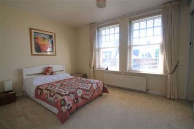  Image of 3 bedroom Flat to rent in Third Avenue Hove BN3 at Hove, BN3 2PD