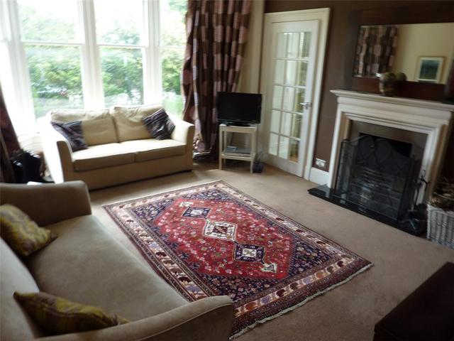  Image of 4 bedroom Detached house to rent in Thorn Road Bearsden Glasgow G61 at Bearsden Glasgow Glasgow, G61 4BS