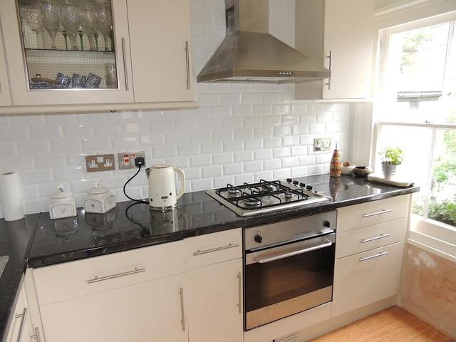  Image of 2 bedroom Flat to rent in Thorncombe Road London SE22 at East Dulwich, SE22 8PX