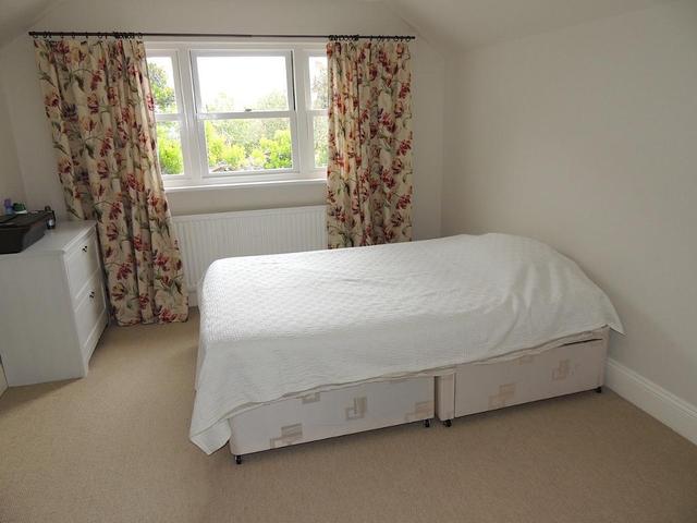  Image of 2 bedroom Flat to rent in Thorncombe Road London SE22 at East Dulwich, SE22 8PX