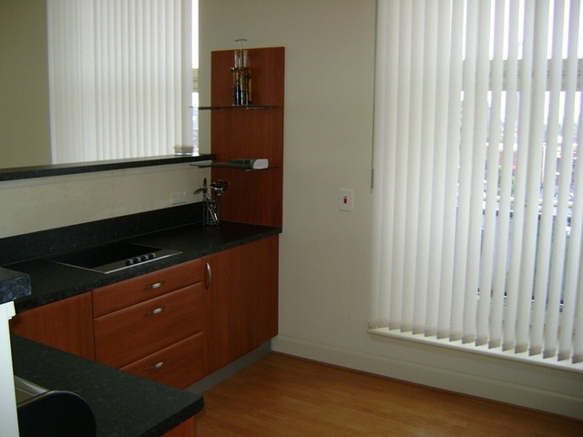  Image of 2 bedroom Flat to rent in Thread Street Paisley PA1 at Paisley Renfrewshire Renfrewshire, PA1 1JR