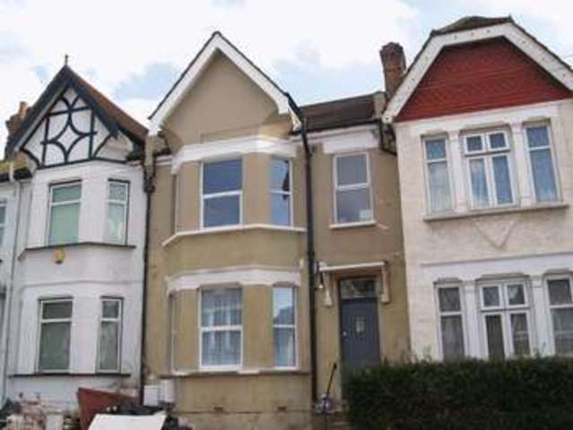  Image of 1 bedroom Flat to rent in Tottenhall Road London N13 at Tottenhall Road  Palmers Green, N13 6HX