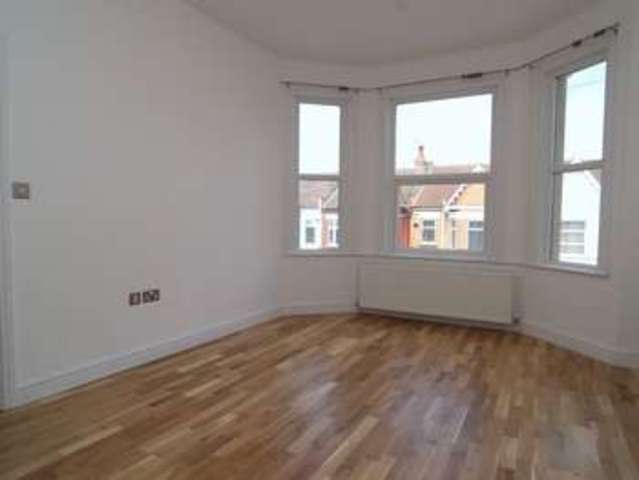 Image of 1 bedroom Flat to rent in Tottenhall Road London N13 at Tottenhall Road  Palmers Green, N13 6HX