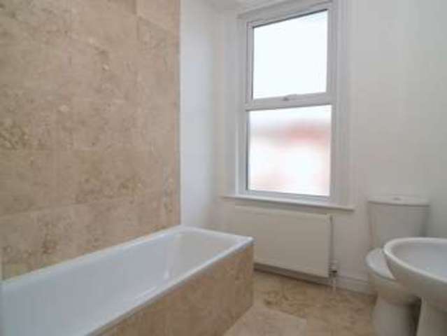  Image of 1 bedroom Flat to rent in Tottenhall Road London N13 at Tottenhall Road  Palmers Green, N13 6HX