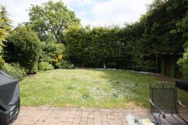  Image of 4 bedroom Detached house for sale in Tomswood Hill Ilford IG6 at Tomswood Hill  Chigwell, IG6 2QS