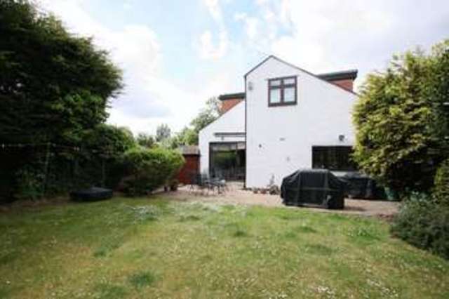  Image of 4 bedroom Detached house for sale in Tomswood Hill Ilford IG6 at Tomswood Hill  Chigwell, IG6 2QS