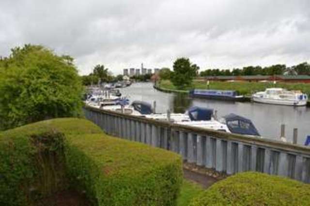  Image of 3 bedroom Cottage for sale in Torksey Lock Torksey Lock Lincoln LN1 at Torksey Lock, LN1 2EH