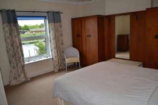  Image of 3 bedroom Cottage for sale in Torksey Lock Torksey Lock Lincoln LN1 at Torksey Lock, LN1 2EH