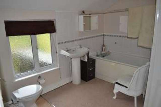  Image of 3 bedroom Cottage for sale in Torksey Lock Torksey Lock Lincoln LN1 at Torksey Lock, LN1 2EH
