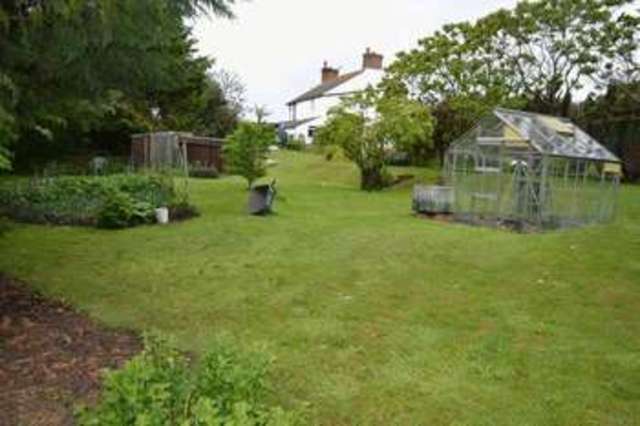  Image of 3 bedroom Cottage for sale in Torksey Lock Torksey Lock Lincoln LN1 at Torksey Lock, LN1 2EH