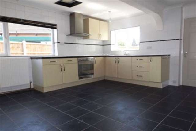  Image of 4 bedroom Detached house to rent in Town Lane Charnock Richard Chorley PR7 at Chorley, PR7 5HP
