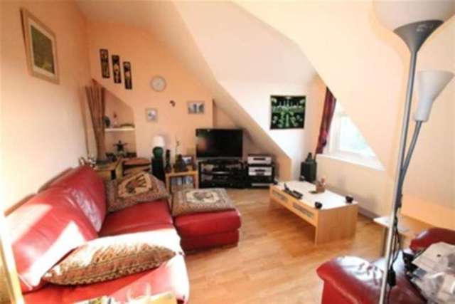  Image of 1 bedroom Flat to rent in Hampden Terrace Latimer Road Eastbourne BN22 at Eastbourne, BN22 7BL