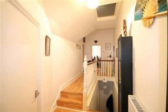  Image of 1 bedroom Flat to rent in Hampden Terrace Latimer Road Eastbourne BN22 at Eastbourne, BN22 7BL