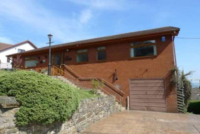  Image of 3 bedroom Bungalow to rent in Tranch Road Tranch Pontypool NP4 at Pontypool, NP4 6AY