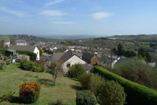  Image of 3 bedroom Bungalow to rent in Tranch Road Tranch Pontypool NP4 at Pontypool, NP4 6AY