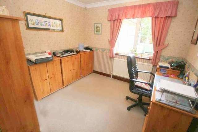  Image of 4 bedroom Detached house for sale in Tilsworth Road Stanbridge Leighton Buzzard LU7 at Stanbridge Beds Stanbridge, LU7 9HT