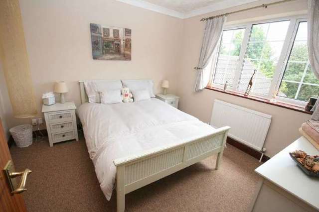  Image of 4 bedroom Detached house for sale in Tilsworth Road Stanbridge Leighton Buzzard LU7 at Stanbridge Beds Stanbridge, LU7 9HT