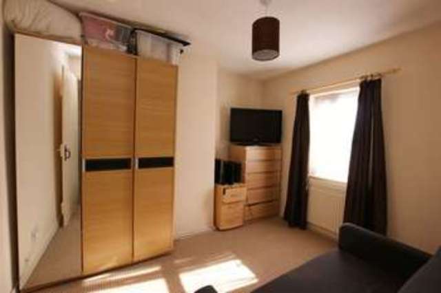 Image of 2 bedroom Terraced house for sale in Trinity Street Fareham PO16 at Trinity Street  Fareham, PO16 7SQ