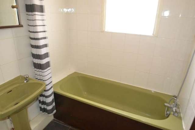  Image of 2 bedroom Flat to rent in Langham Road London N15 at Langham Road First Floor Flat Turnpike Lane, N15 3LH
