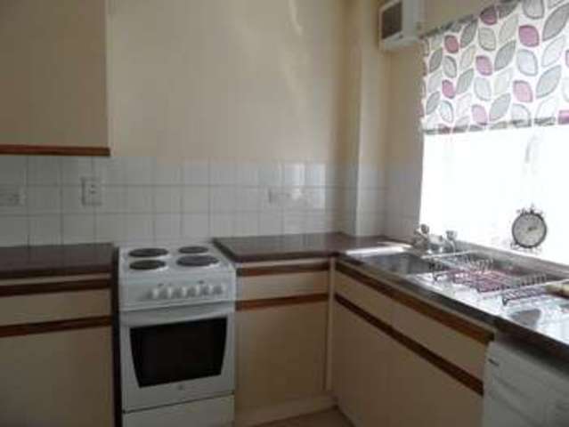  Image of 2 bedroom Flat to rent in Benyon Path South Ockendon RM15 at Benyon Path  South Ockendon, RM15 6PE