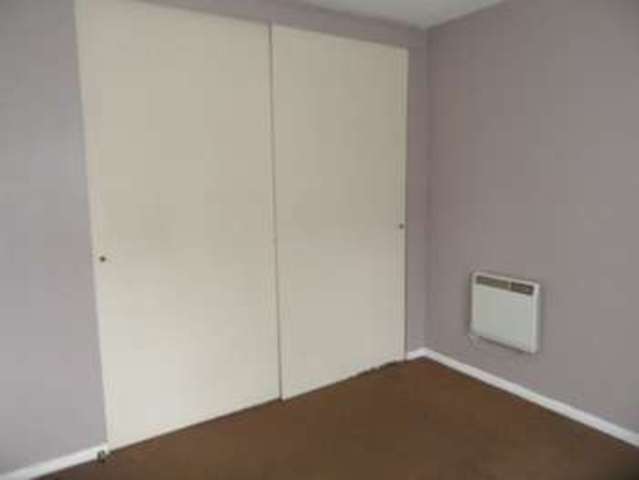  Image of 2 bedroom Flat to rent in Benyon Path South Ockendon RM15 at Benyon Path  South Ockendon, RM15 6PE