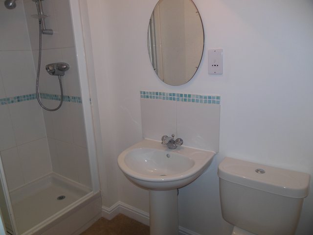  Image of 3 bedroom Detached house to rent in Urquhart Road Thatcham RG19 at Thatcham Crookham, RG19 4RE