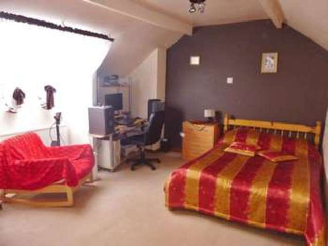  Image of 3 bedroom Terraced house for sale in Vere Road Sheffield S6 at Vere Road Hillsborough Sheffield, S6 1SB