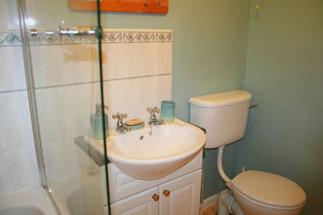  Image of 2 bedroom Semi-Detached house to rent in Vernon Street Lincoln LN5 at Vernon Street  Lincoln, LN5 7QU