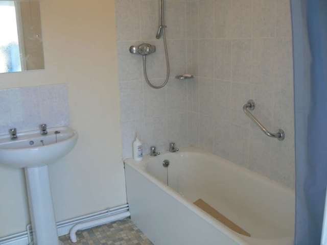  Image of 2 bedroom Cottage to rent in Victoria Road Bicester OX26 at Victoria Road  Bicester, OX26 6PH