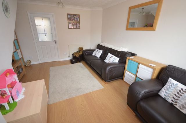  Image of 2 bedroom Terraced house for sale in Villiers Close Leagrave Luton LU4 at Villiers Close  Luton, LU4 9FR
