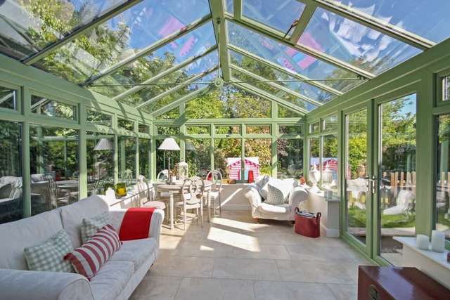  Image of 5 bedroom Detached house for sale in Wallace Drive Eaton Bray Dunstable LU6 at Wallace Drive Eaton Bray Dunstable, LU6 2DF