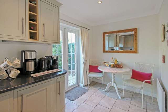 Image of 5 bedroom Detached house for sale in Wallace Drive Eaton Bray Dunstable LU6 at Wallace Drive Eaton Bray Dunstable, LU6 2DF
