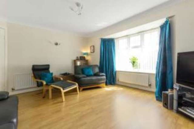  Image of 4 bedroom Detached house for sale in Wallacetown Avenue Kilmarnock KA3 at Kilmarnock East Ayrshire Kilmaurs, KA3 6DS