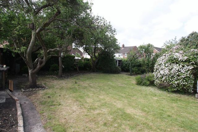  Image of 5 bedroom Detached house for sale in St. Johns Road Wallingford OX10 at St. Johns Road  Wallingford, OX10 9AW