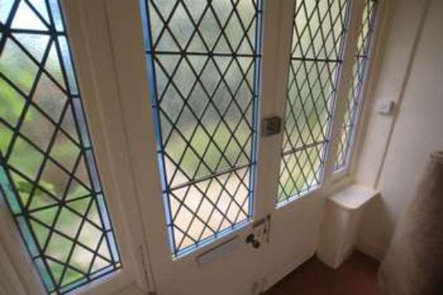  Image of 4 bedroom Detached house to rent in Waltham Road Boscombe Bournemouth BH7 at Waltham Road  Bournemouth, BH7 6PF